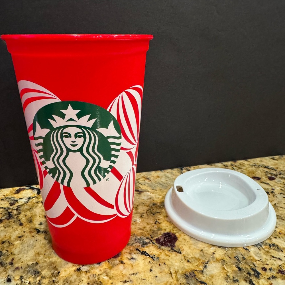 Starbucks Red Holiday 2024 cup 16oz with Lid : Reusable: New